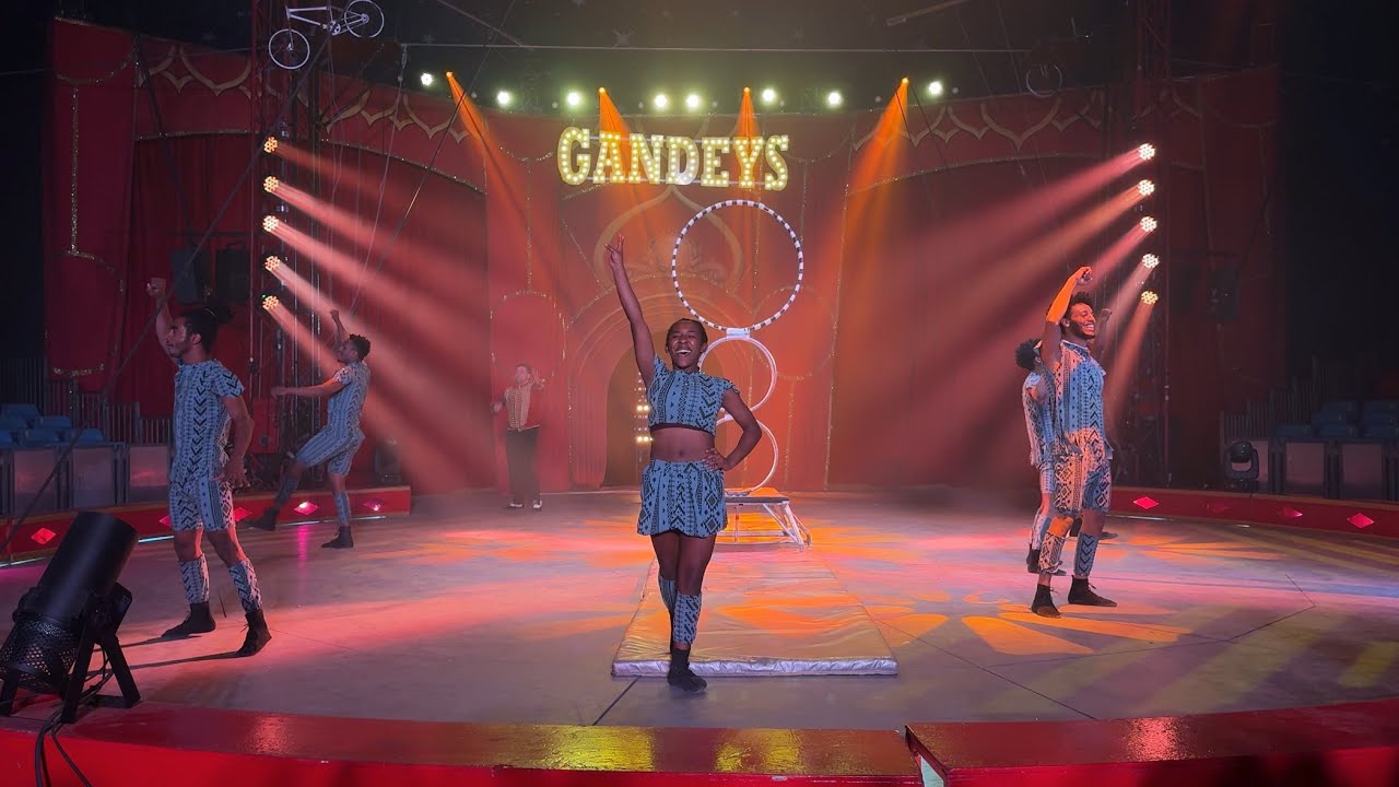 Gandeys Circus 2025 Merry Hill Troupe Habesa Hoop Jumping