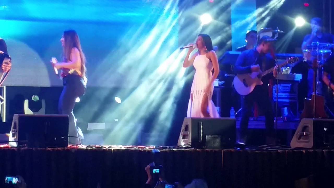 Simone e simaria no arena sertaneja 2016