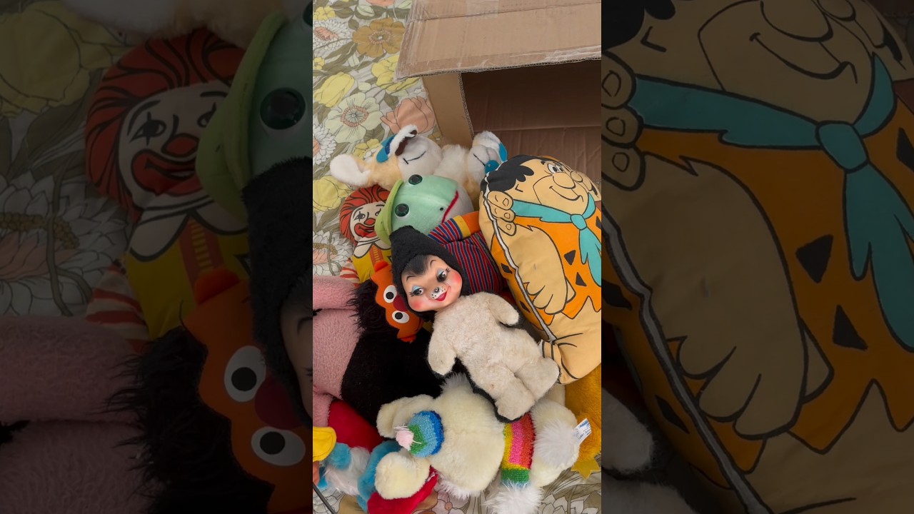 Vintage Plush Unboxing! #vintage #vintagetoys #kitschy #collection #reseller #kitsch #1960s