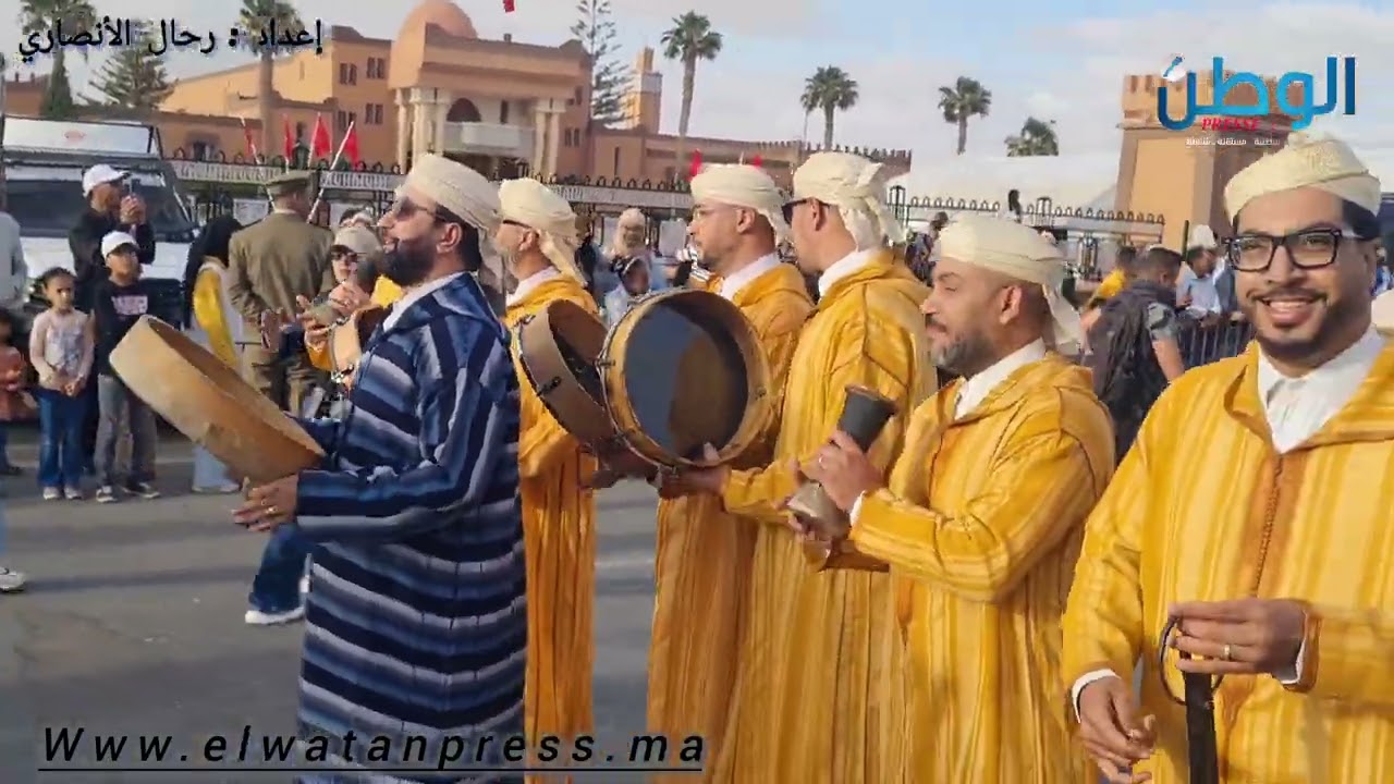 لوحات استعراضية وتراثية في كرنفال موسم طنطان النسخة 18 لموسم ألموكار بمدينة طانطان 15 ماي 2025