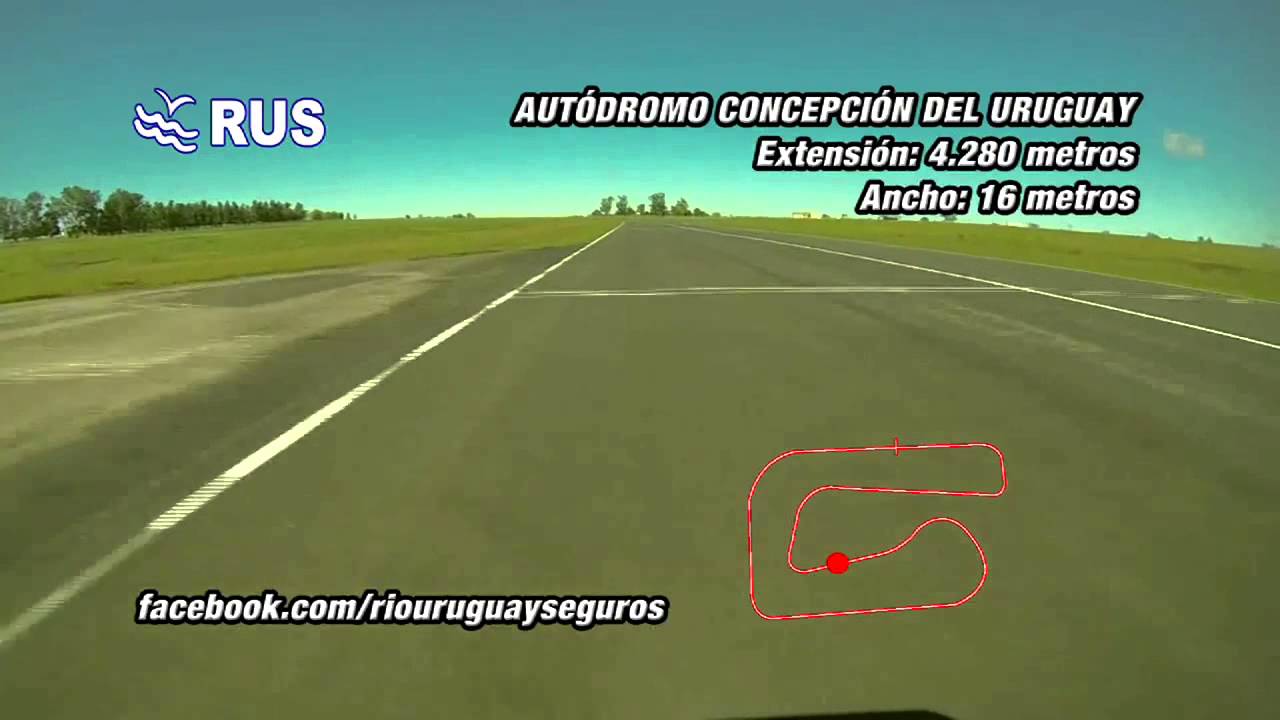 Uan vuelta en el autódromo de Concepción del Uruguay