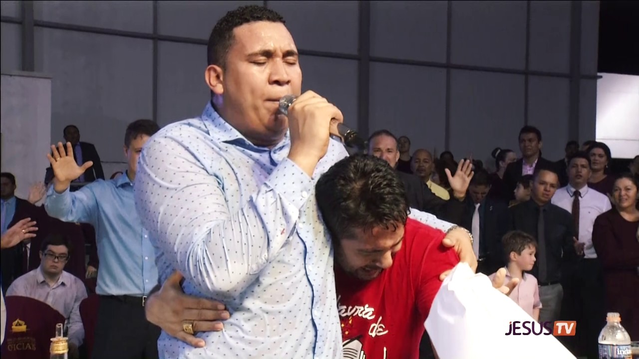 ALISSON E NEIDE USADOS EM PROFECIA NO ALTAR DA ISJ