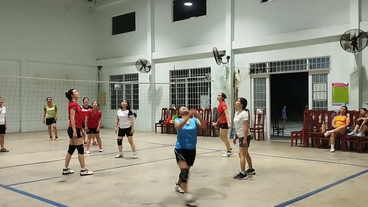 BÓNG CHUYỀN HƠI - KHAI SÂN NĂM MỚI 2026 SET1
