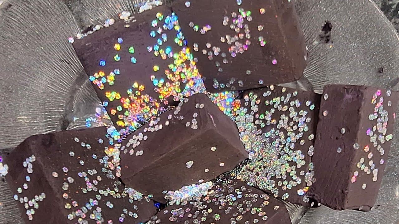 Black Dyed Gym Chalk In A Glass Bowl With Disco Sparkles 🪩 | ASMR | Satisfying | Sleep | Relax