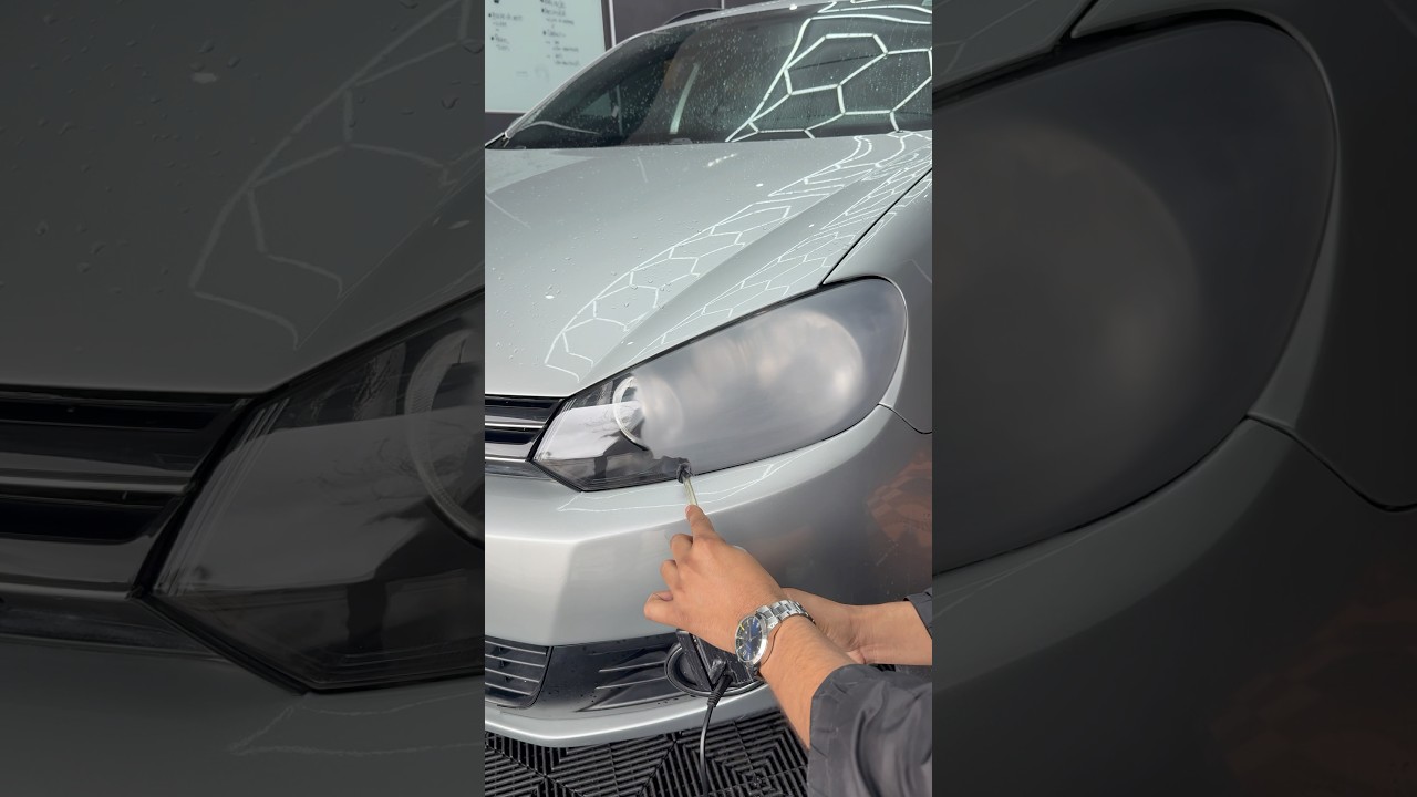 Restaura&ccedil;&atilde;o de farol com pol&iacute;mero #asmr #explore #detailing #vonixx