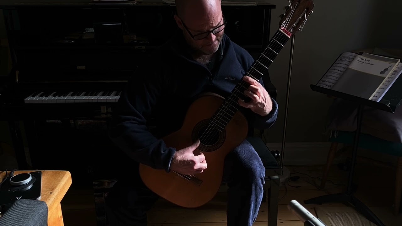 Loeillet Allemande guitar arr. David Russell