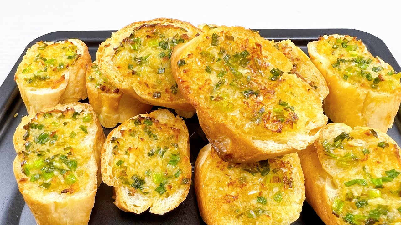 Crispy Garlic Bread Recipe - របៀបធ្វើនំប៉័ងប័រខ្ទឹមស