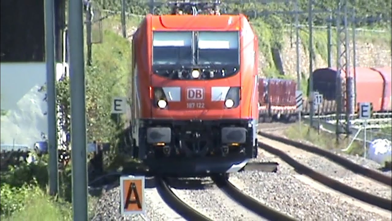 Züge und Schiffe am und auf dem Rhein bei Lorch, BR101, BR427, BR428, BR187