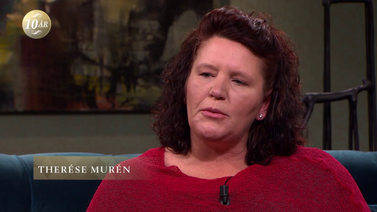 Polisen Therese mobbades på jobbet - får ingen hjälp - Malou Efter tio (TV4)
