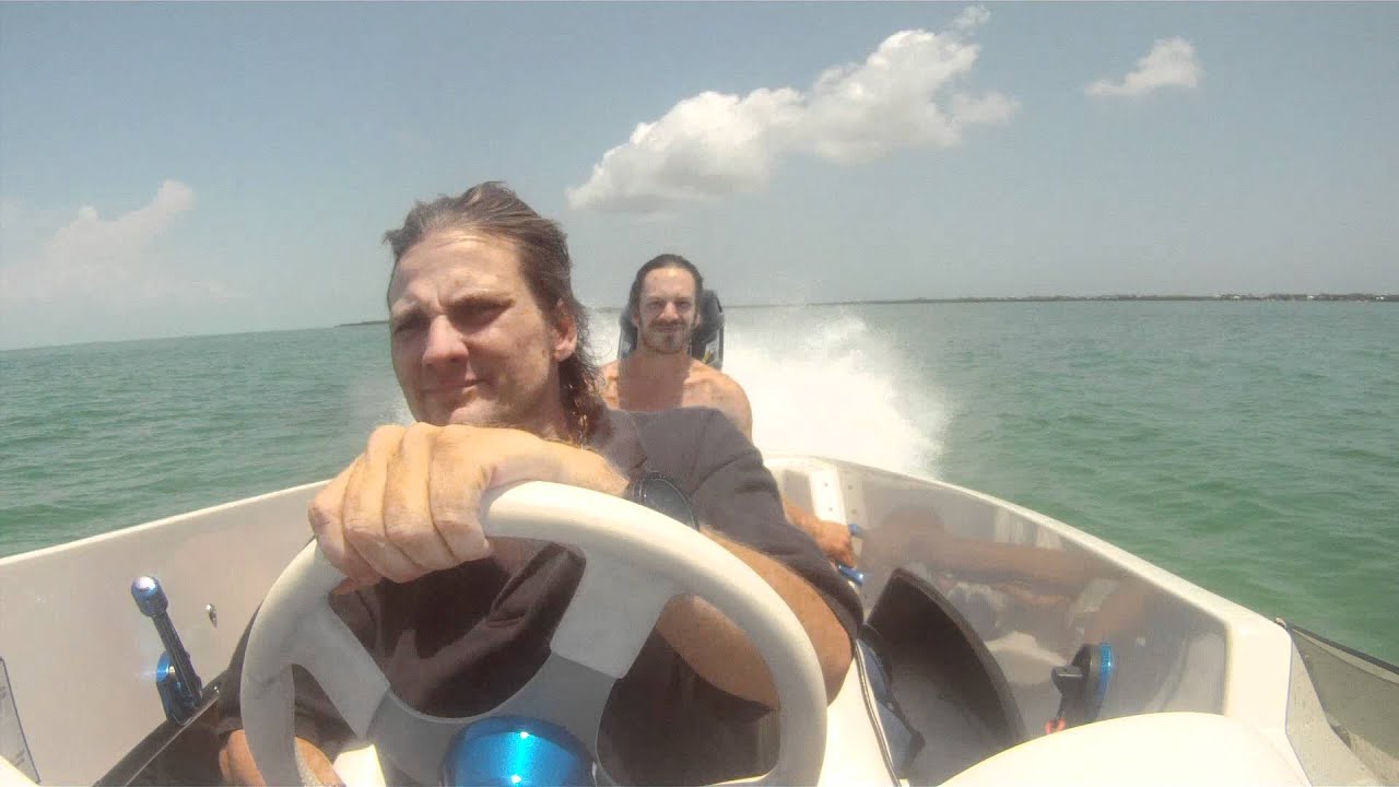 '20 Mirage Boats Semi-V Tunnel Hull with Mercury 2.5 280 EFI Riding OUT!