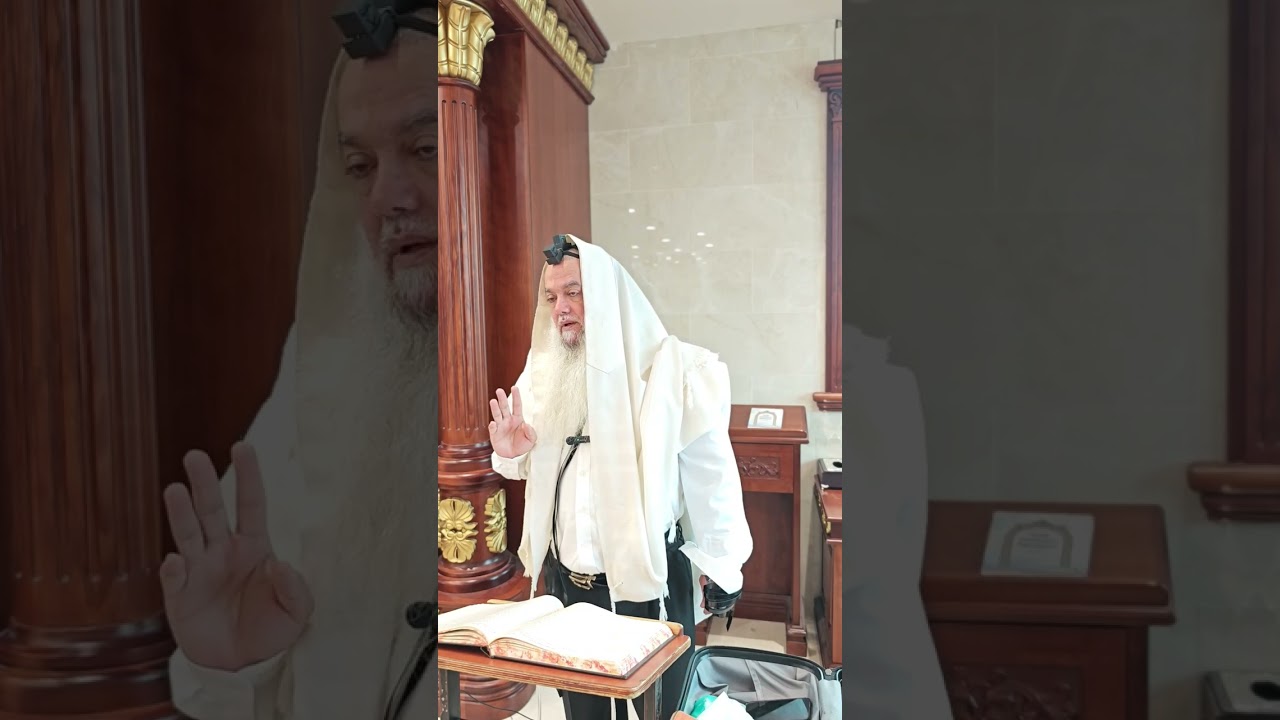 האם ספרדי יכול להניח תפילין של חב