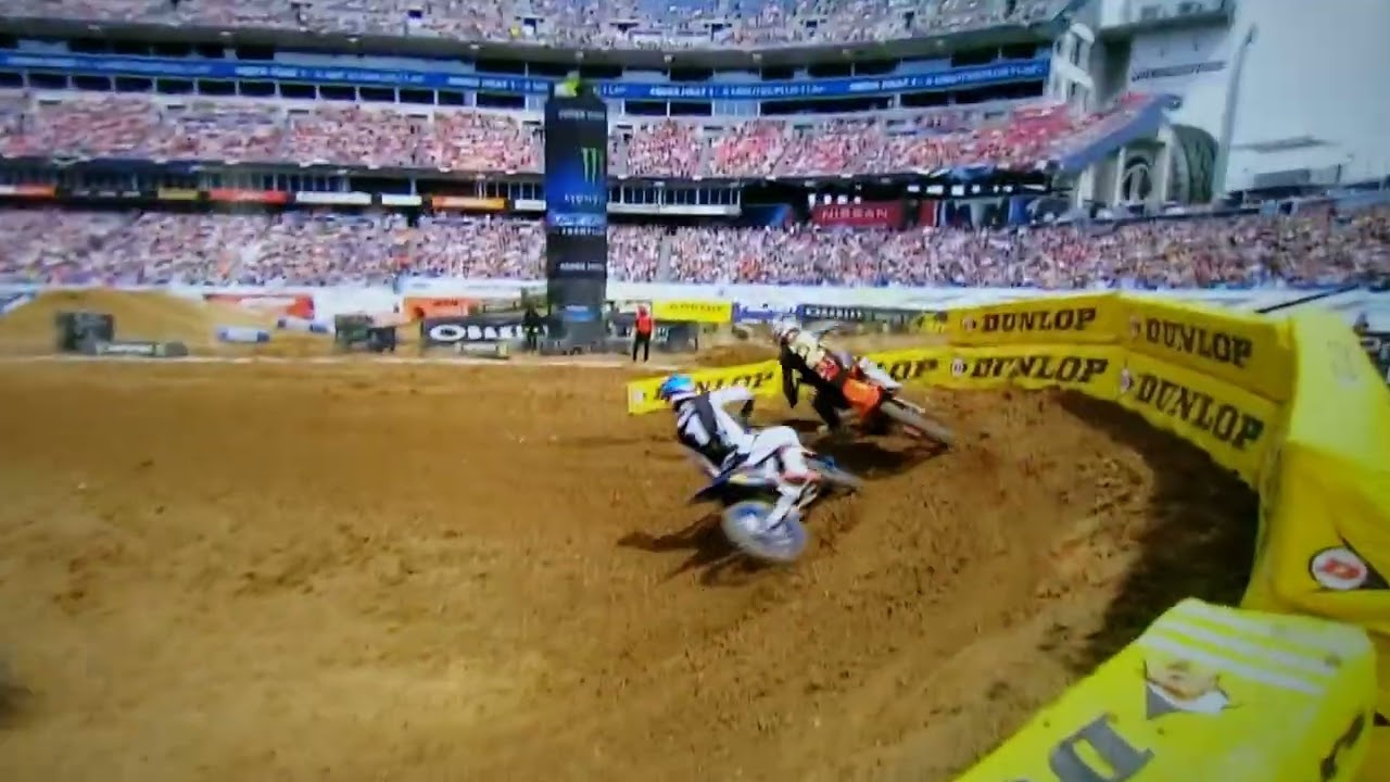 Cooper webb big crash and out for race. Nashville, SX