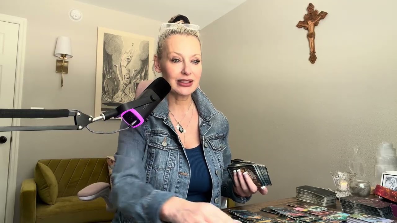 Payback vs Payday community can see the difference #tarot #spirituality #payback #payday #exposed 