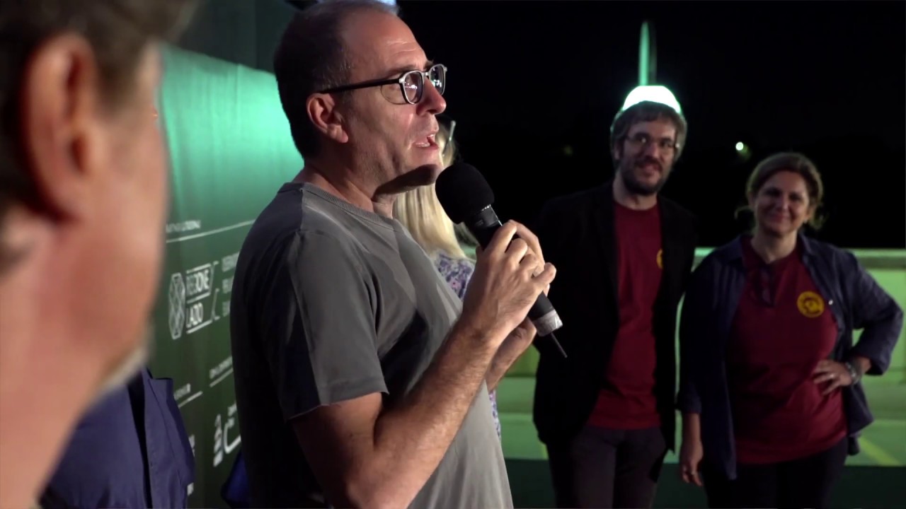 Valerio Mastandrea, Marco Giallini e la spalla lussata in 