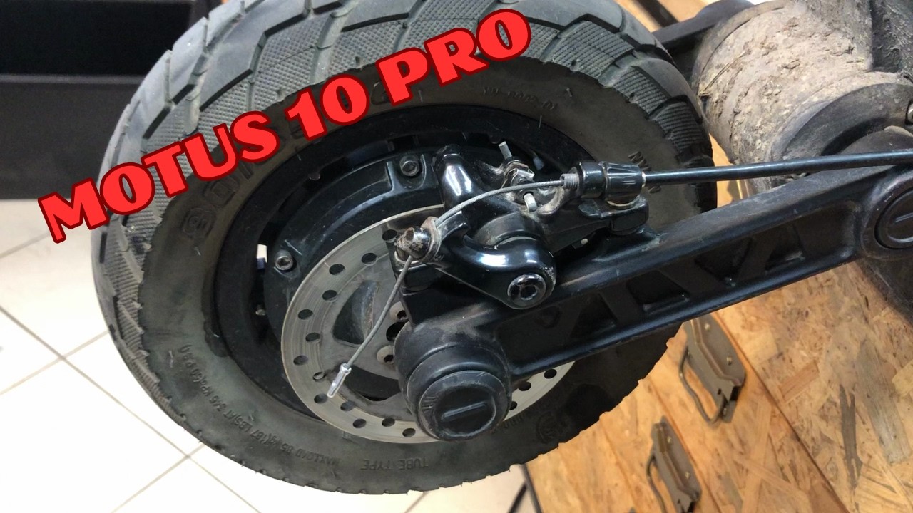 Jak wyregulować hamulec w hulajnodze Motus 10 pro?
