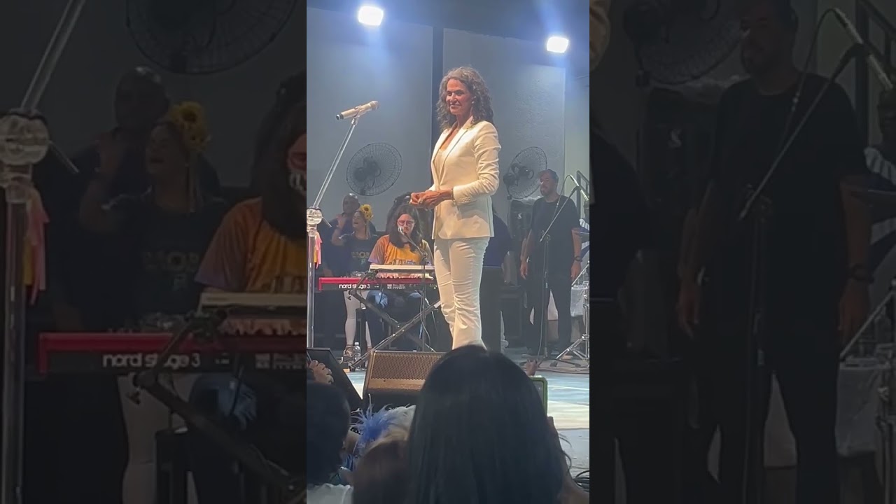 Simone na feijoada da portela 2024