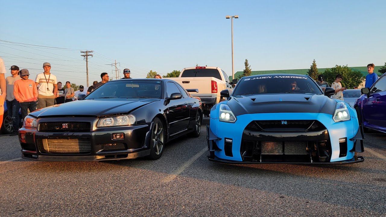 ULTRA RARE SKYLINE R34 GTR IN MIDNIGHT PURPLE