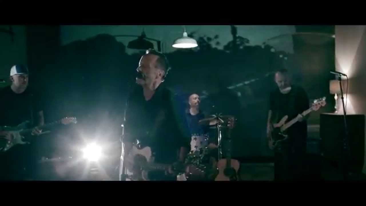 Mark Seymour & The Undertow - Football Train (Official Video)