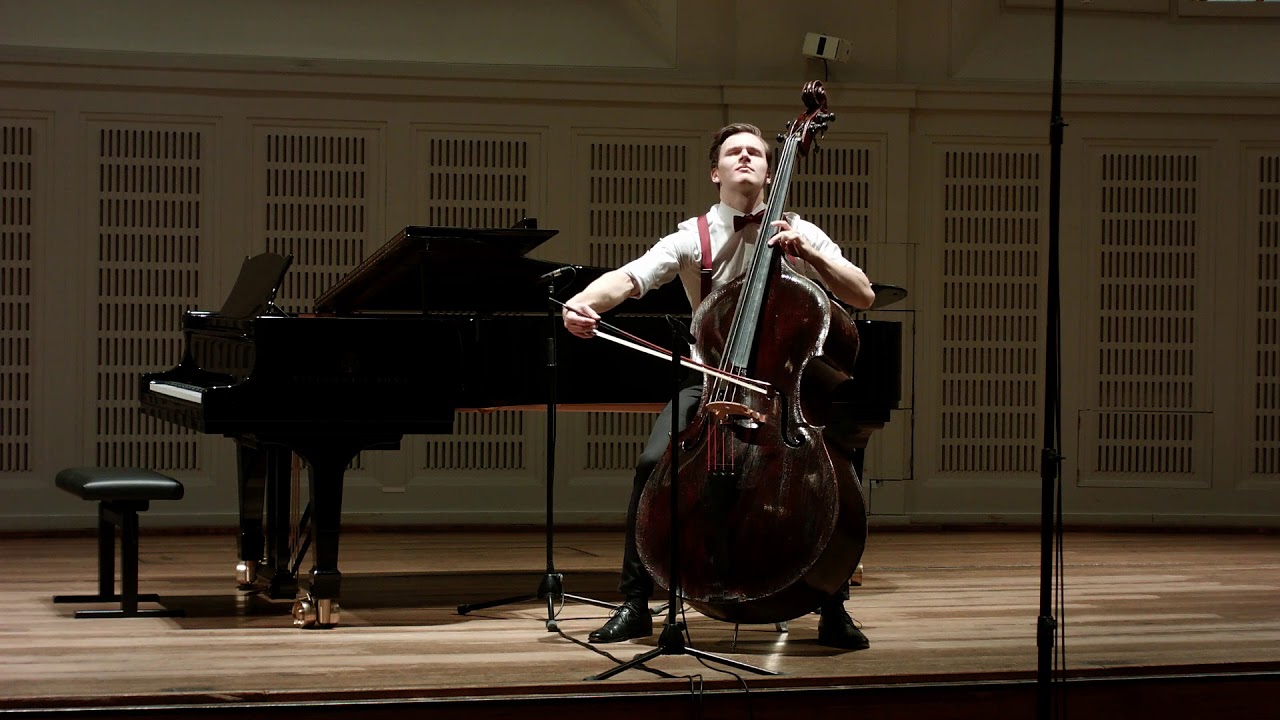 Francois Rabbath: Iberique Peninsulaire for double bass solo, Dominik Wagner
