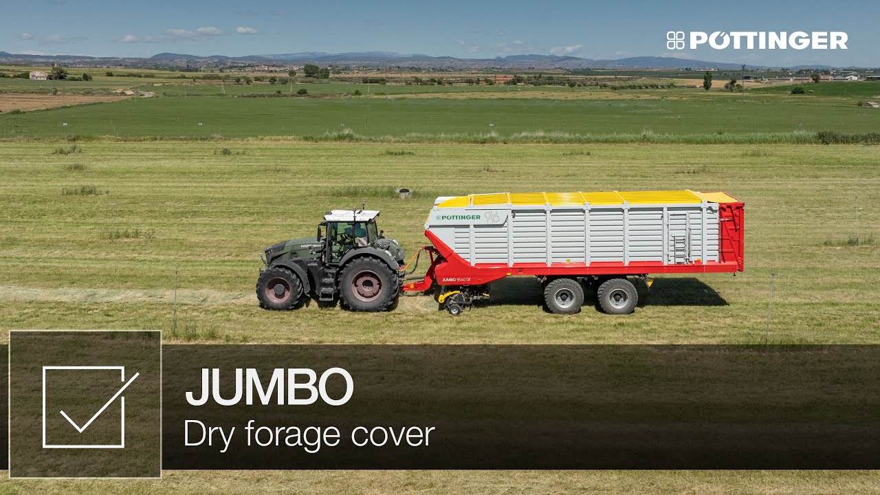 Dry Forage Cover on the JUMBO loader wagon | PÖTTINGER
