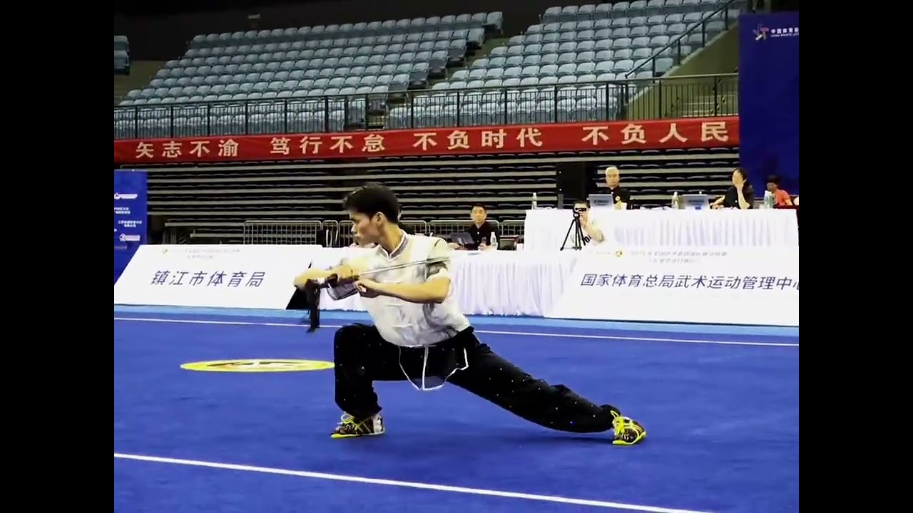 National Martial Arts Champion Zhang Renmi Returns to Stage: Watch Live