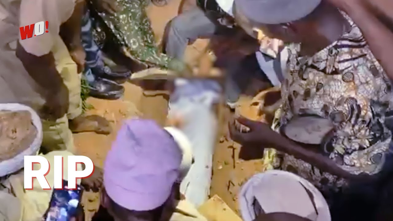 Moment Olubadan of Ibadan, Lekan Balogun, is being laid to rest.