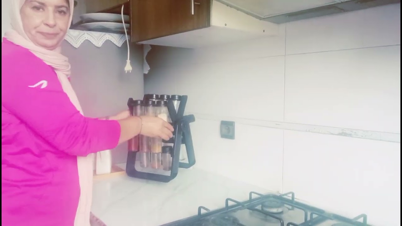 كان عاجبني ساعه ما كتابش 😔شركة معاكم نهار الحد شنو درت فين تغديت