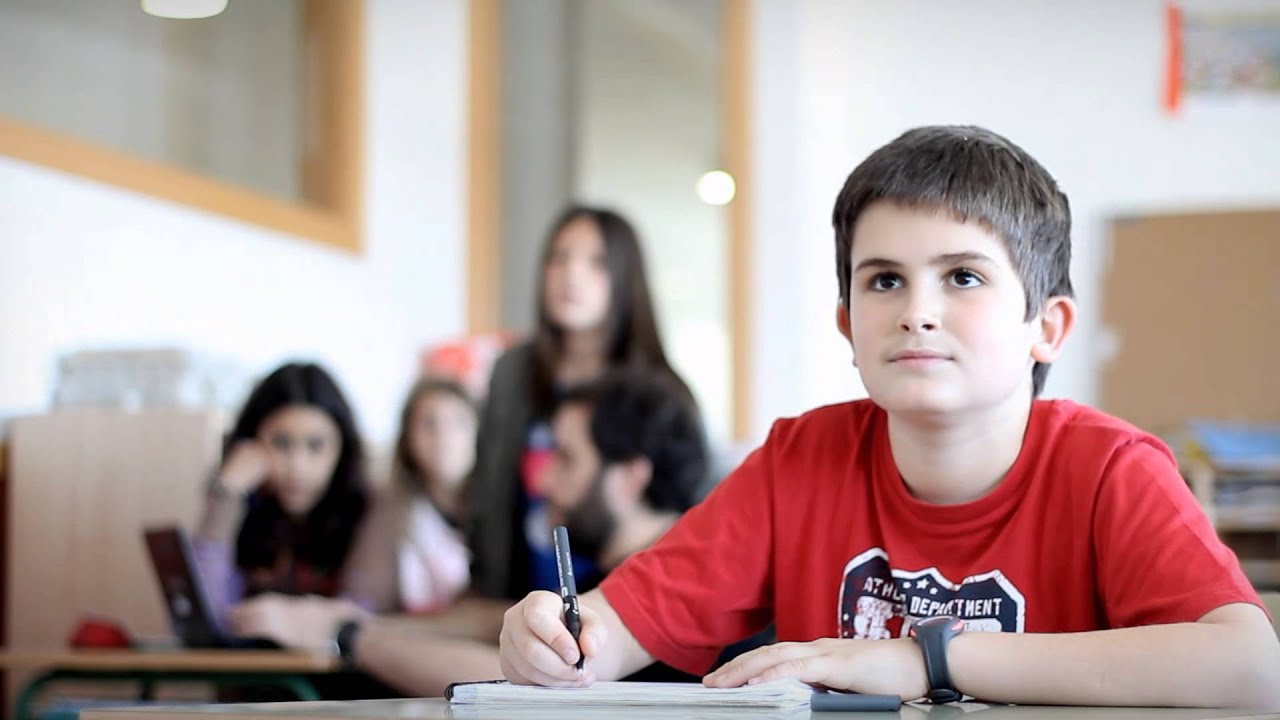 V&iacute;deo educaci&oacute;n Colegio Lucien Briet