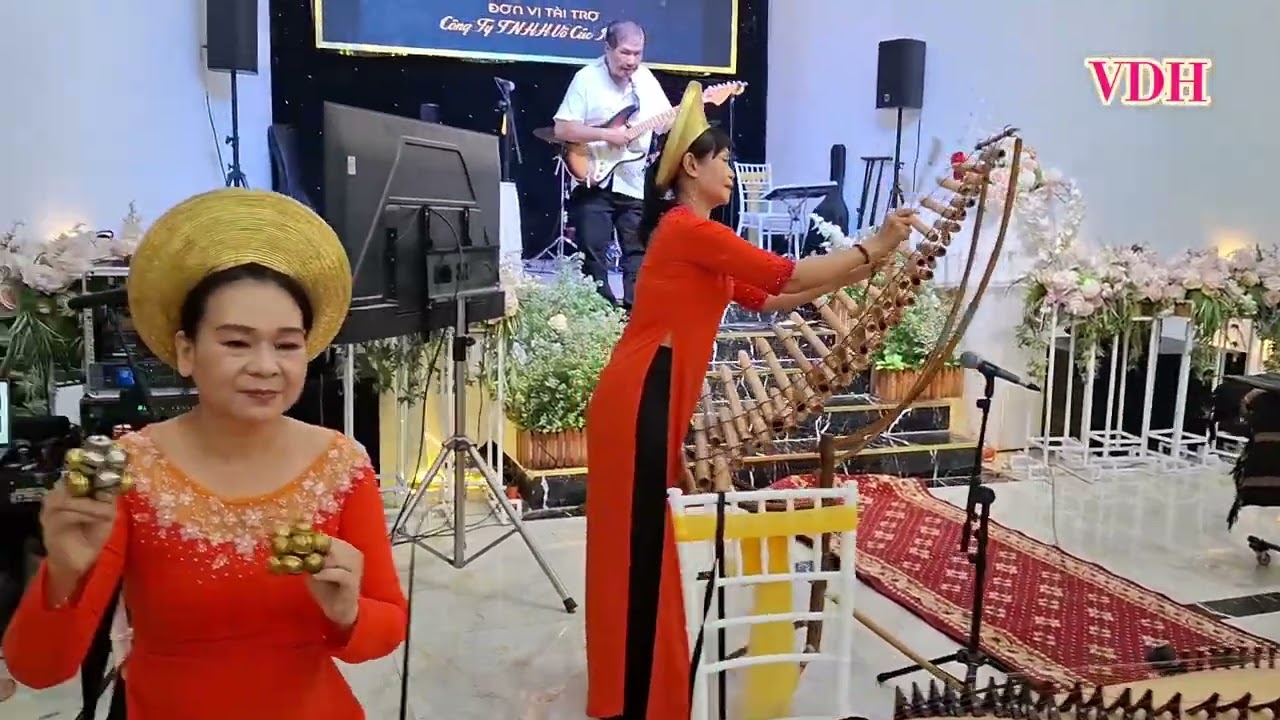 Xuân Nhớ Tình Xa - Vân Ái My 