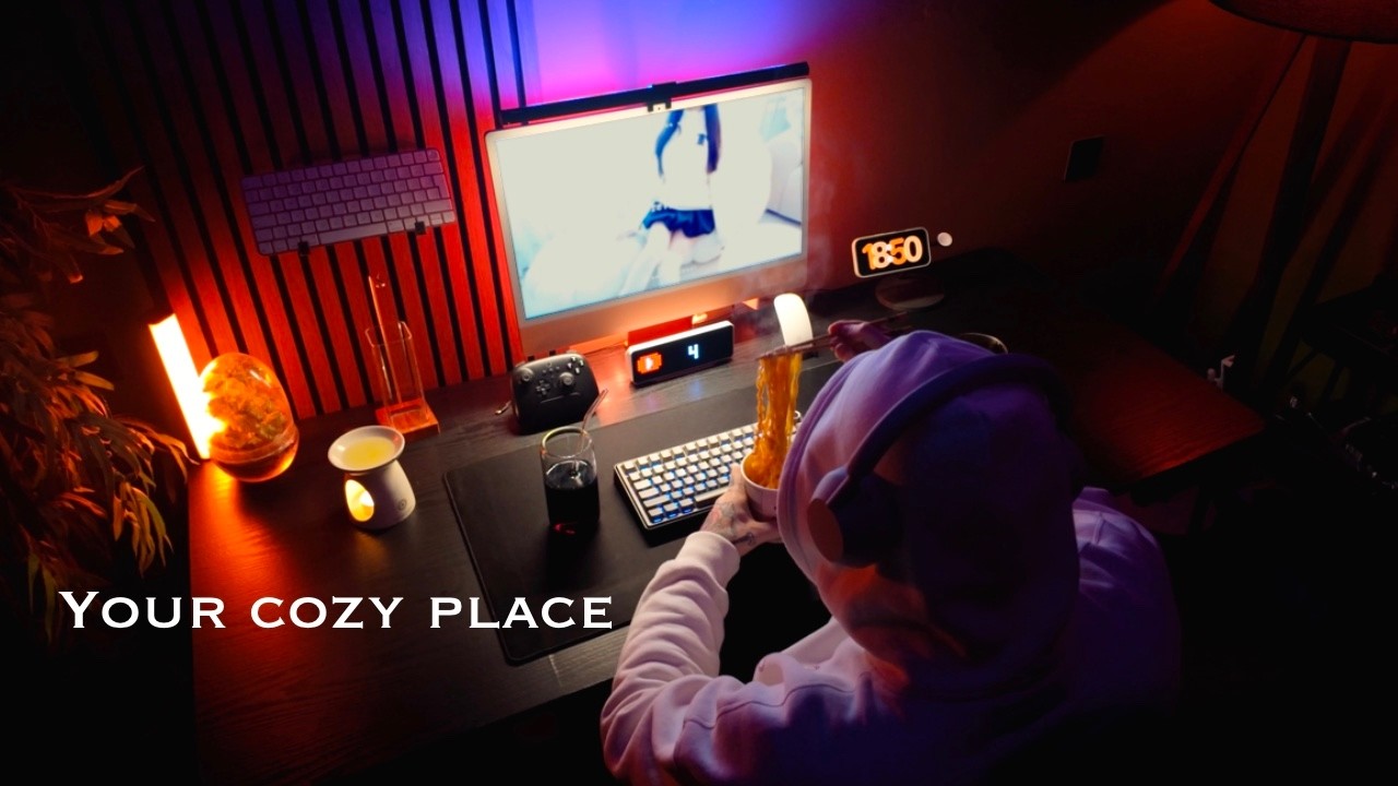 My First Vlog | Cozy Desk Setup, Gaming & Late Night Noodles 🎮 🍜
