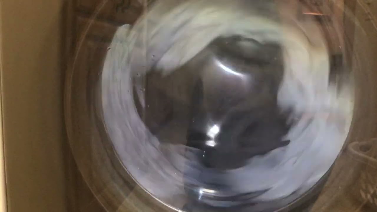 Washer spinning at 1300 rpm