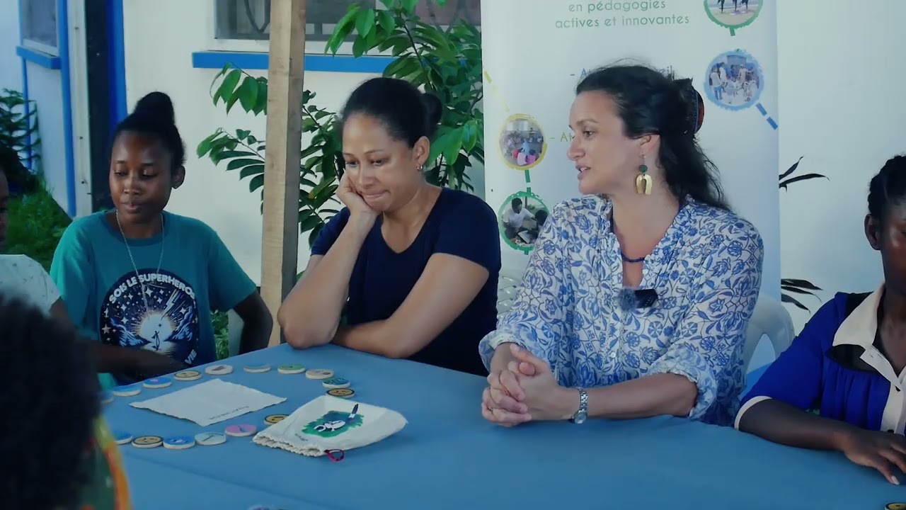 Présentation du sac à histoires sur Madagascar
