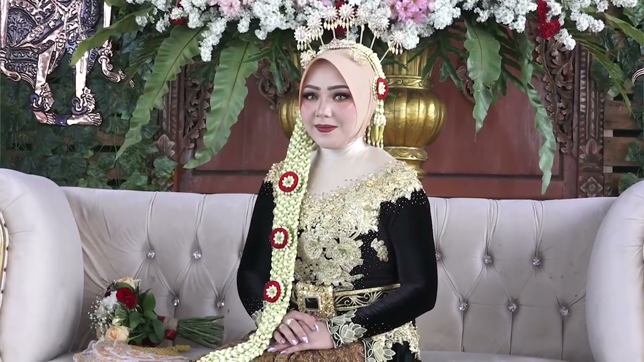 WEDDING GUFRONI & ALFIYAH Part 2