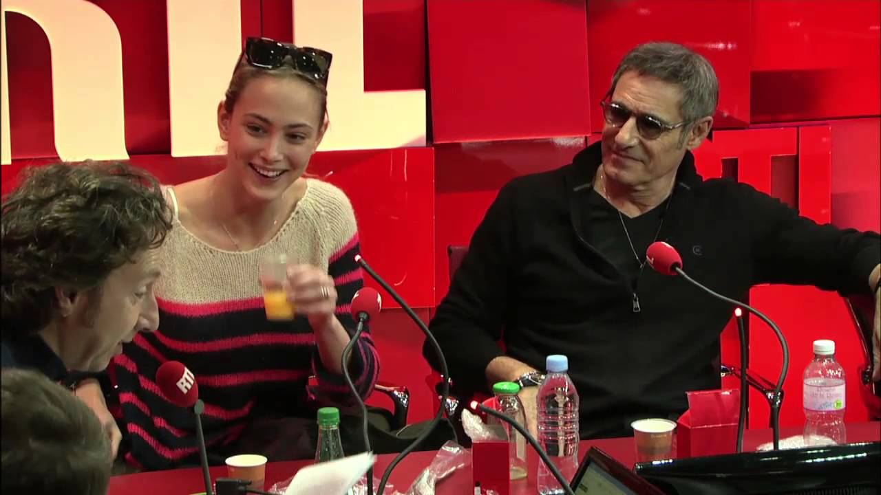 Nora Arnezeder & Gerard Lanvin : Les rumeurs du net du 12/12/2013 dans A La Bonne Heure - RTL - RTL