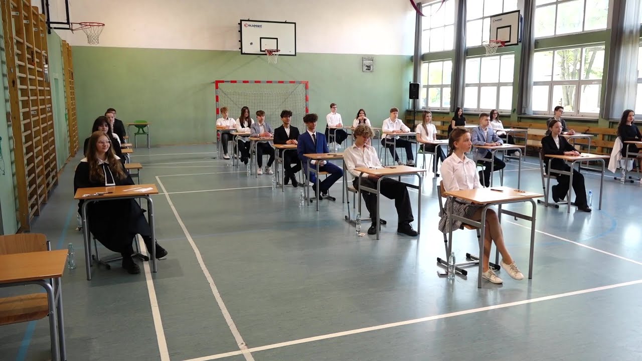 Wystartowały egzaminy &oacute;smoklasisty