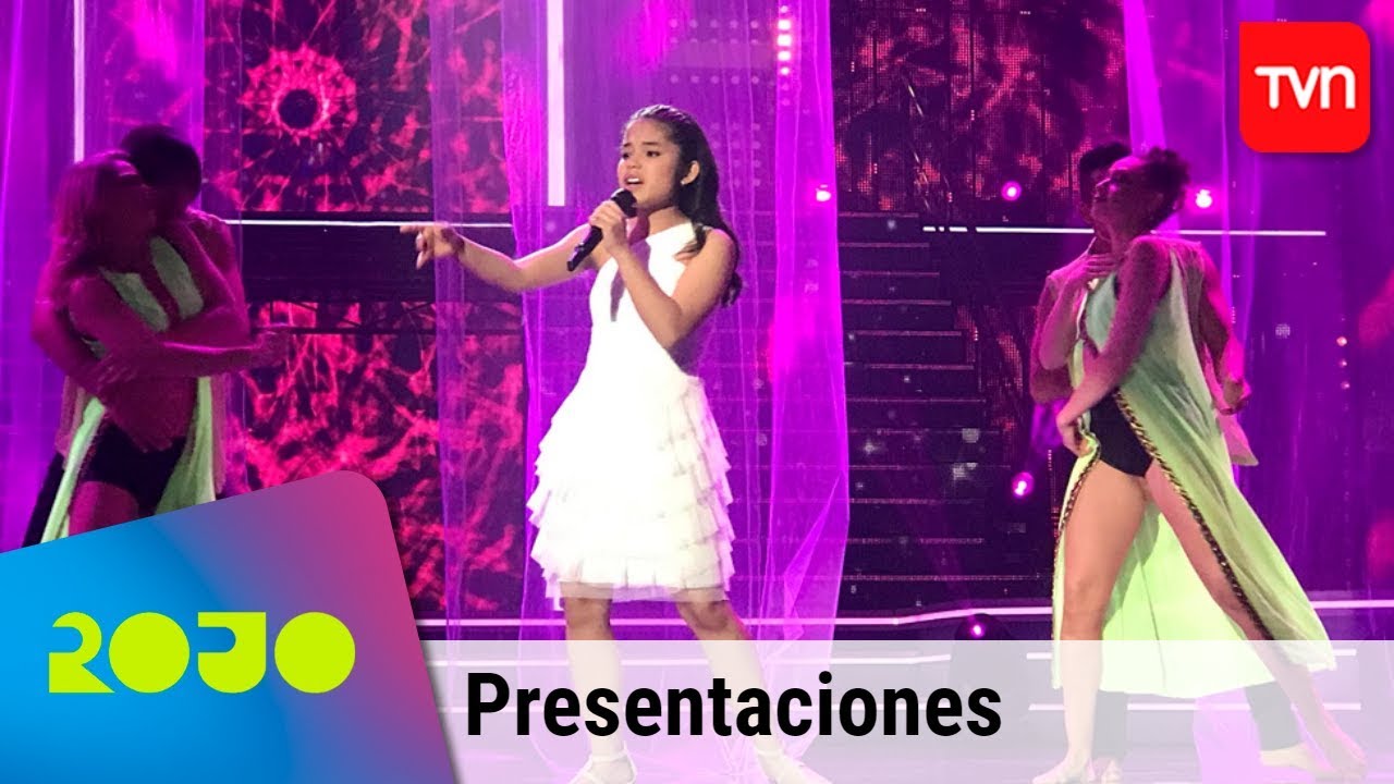Valeria Fernández cantó 