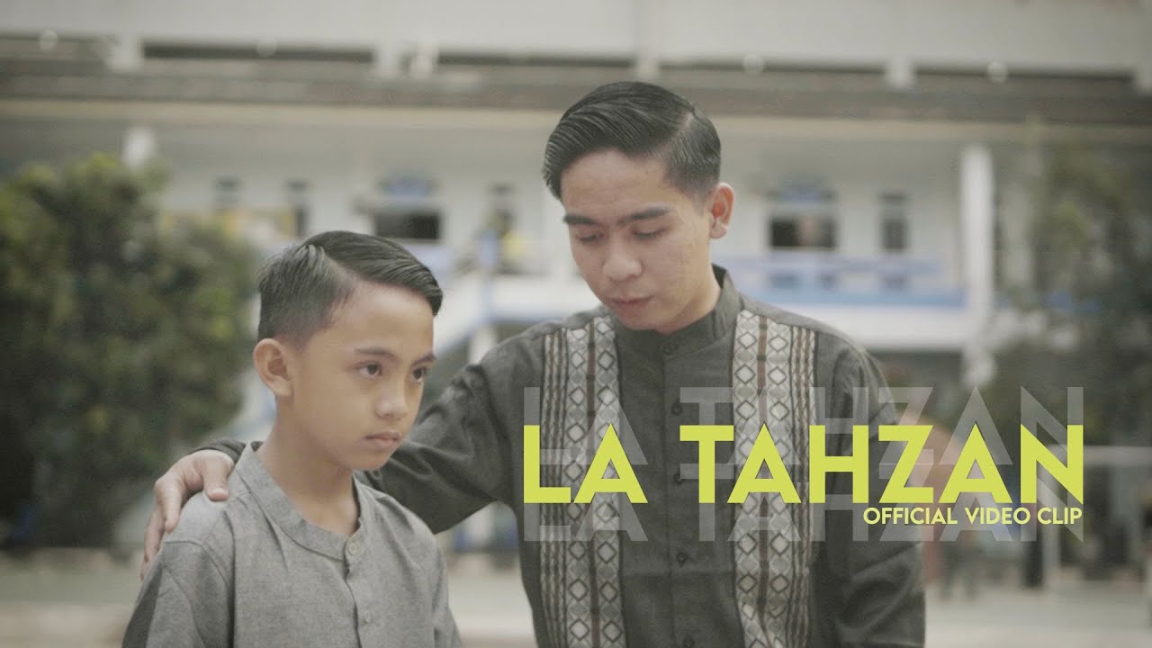 NASYID SVNTRI - LA TAHZAN