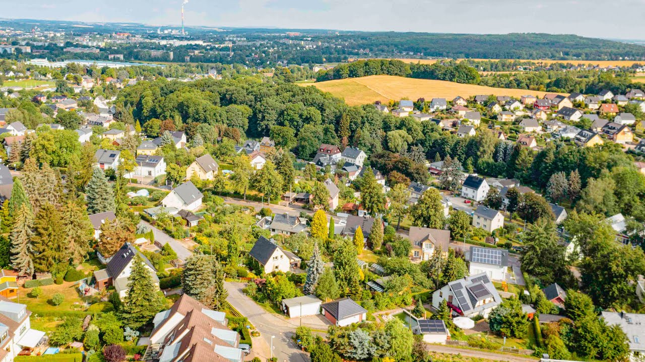 GRUNDSTÜCK zu verkaufen in Chemnitz-Adelsberg - Realis Chemnitz