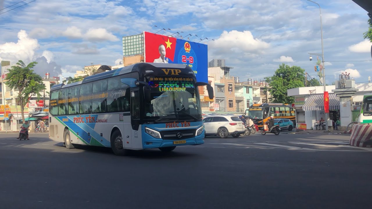 Xe Khách Việt Nam (Ngắm Xe Khách Tại Vòng Xoay An Lạc Và Bến Xe Miền Tây) | Tấn Nguyễn 76