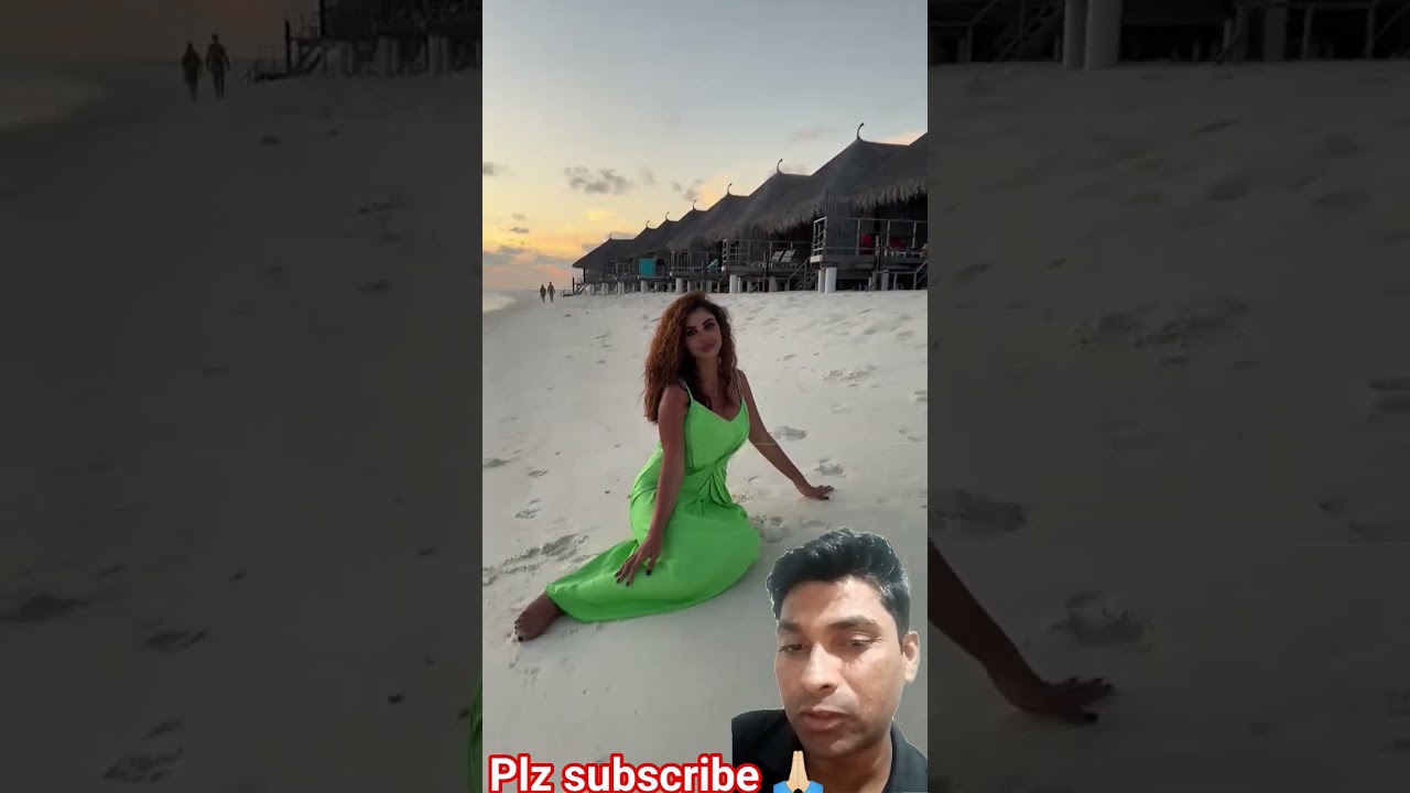 Dreamy White Sand Beaches of Maldives – Quick Green Screen Walk 