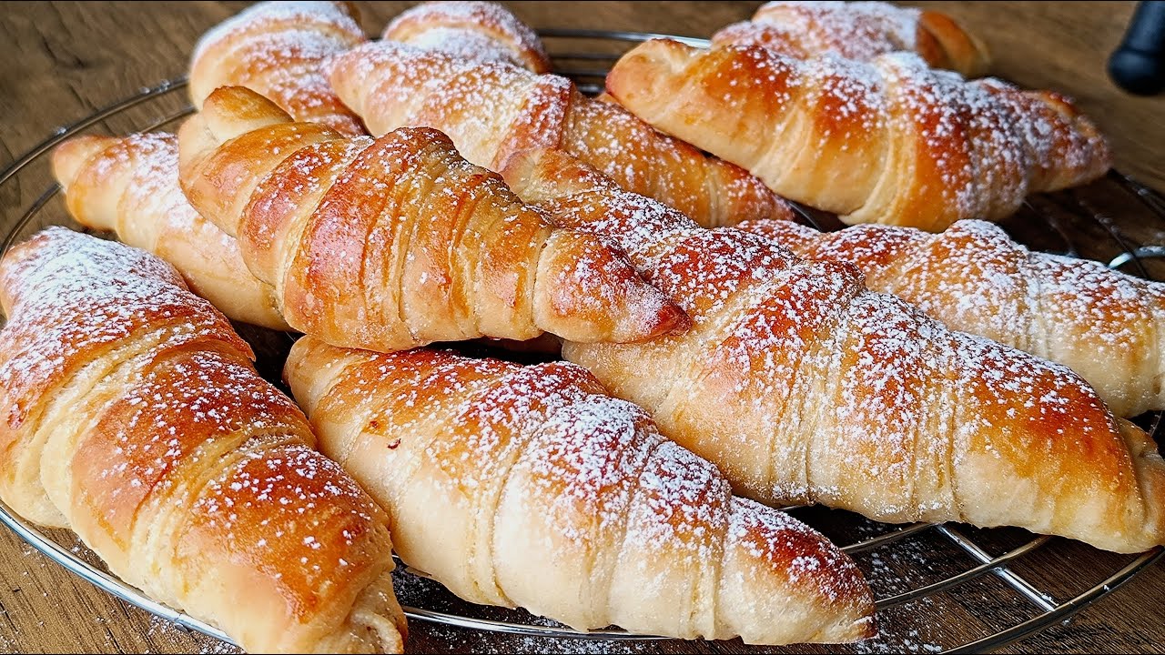 Пухкави и многослойни Козуначени КИФЛИ 🥐с масло
