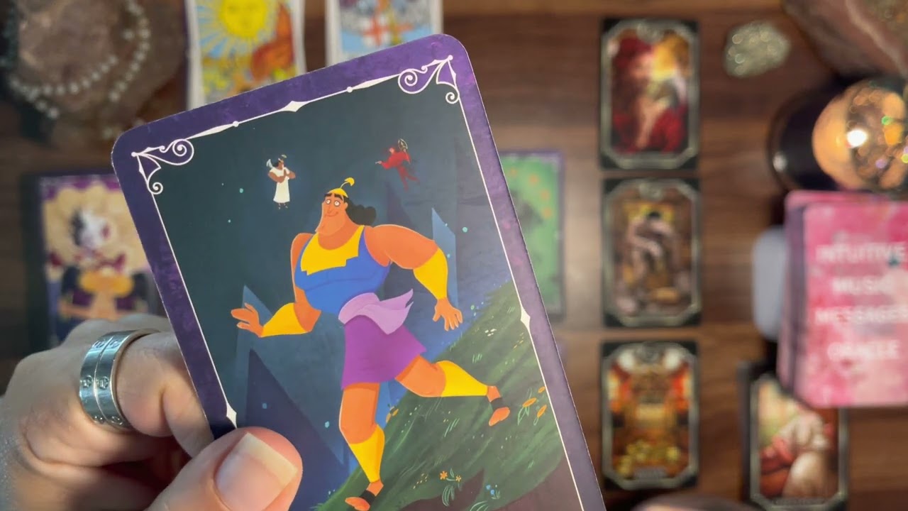 PISCES ♓️ Juggling on a decision, but you will choose wisely ✨✨