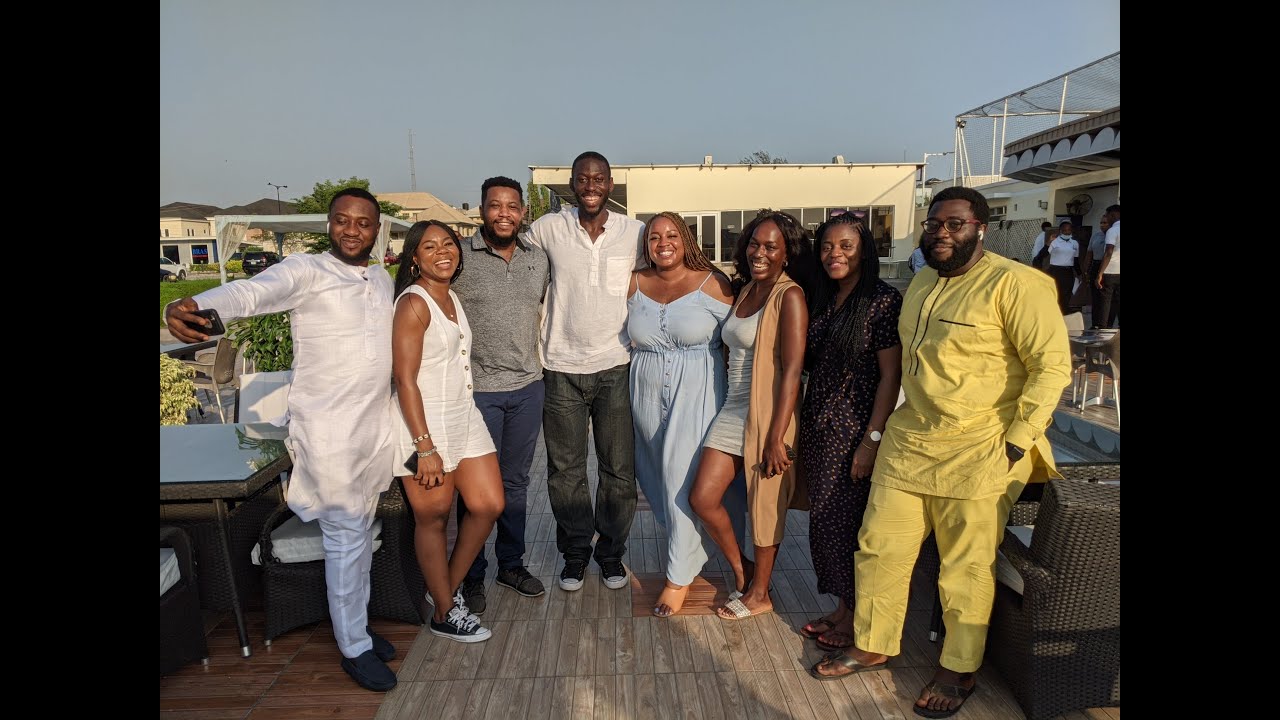 LIFE IN LAGOS | Hanging out with friends at the Bay Lounge ( Iveoma meetup)
