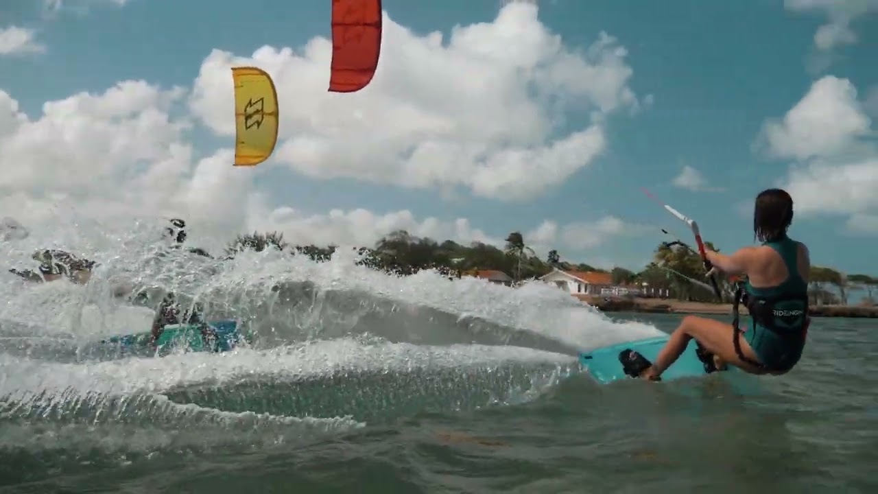 Kitesurfing in Martinique with nature
