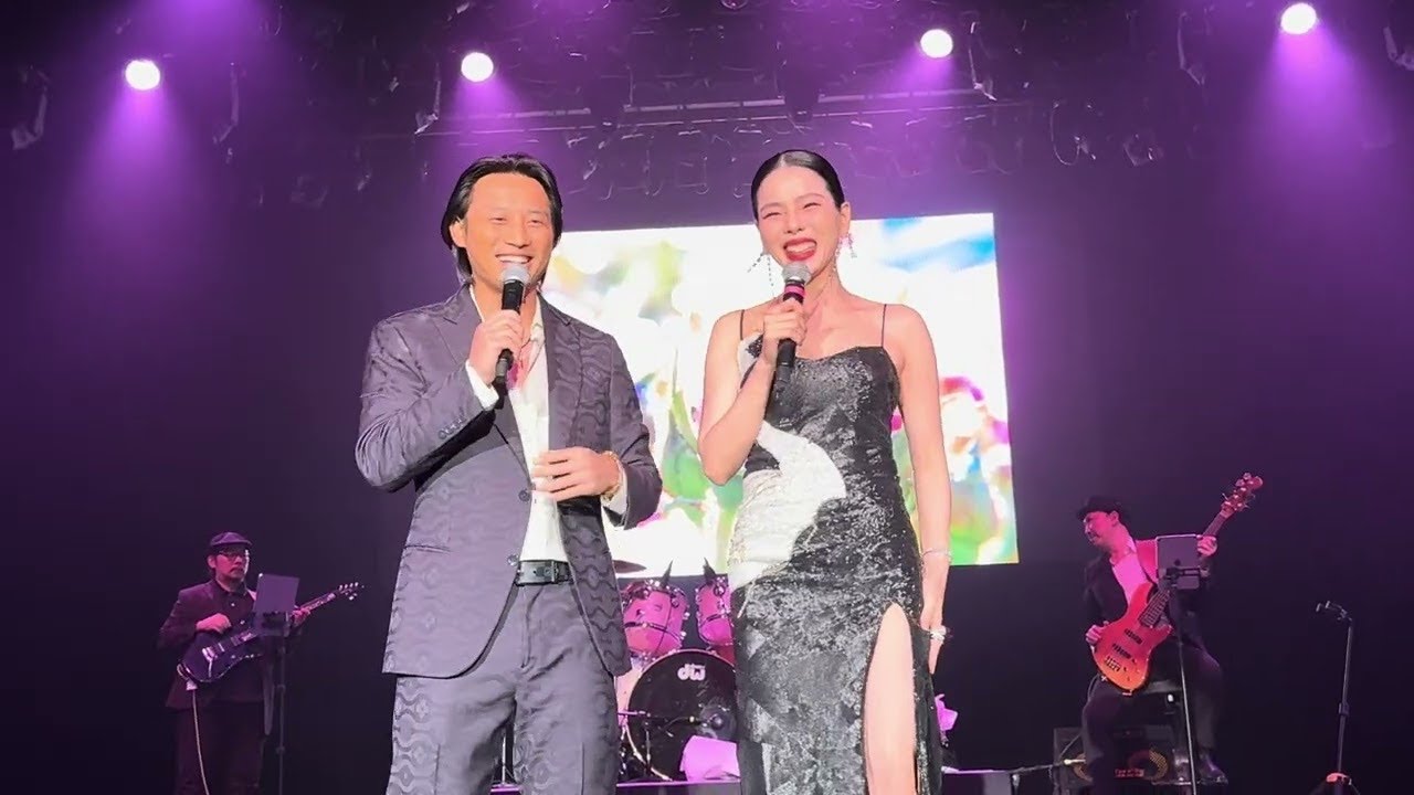 Sầu Tím Thiệp Hồng - Lệ Quyên & Đan Nguyên, Liveshow tại Bắc Âu | Hoang Hai TVs 13