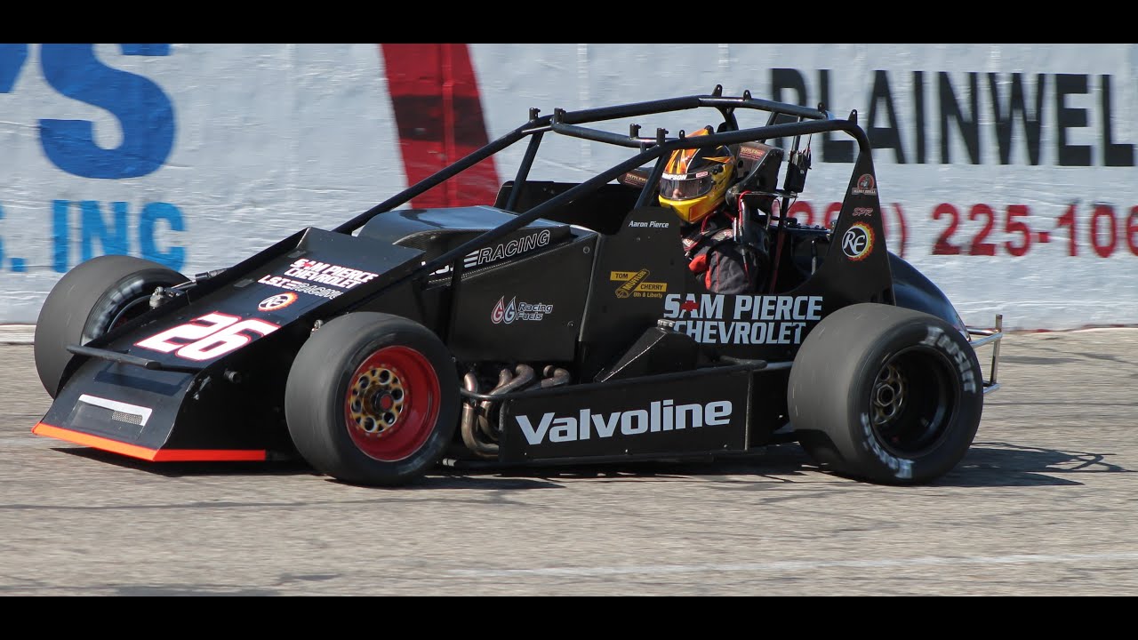 JUNE 14th 2019 KALAMAZOO SPEEDWAY SPRINT CARS FEATURE AARON PIERCE & TYLER ROAHRIG BATTLE IT OUT