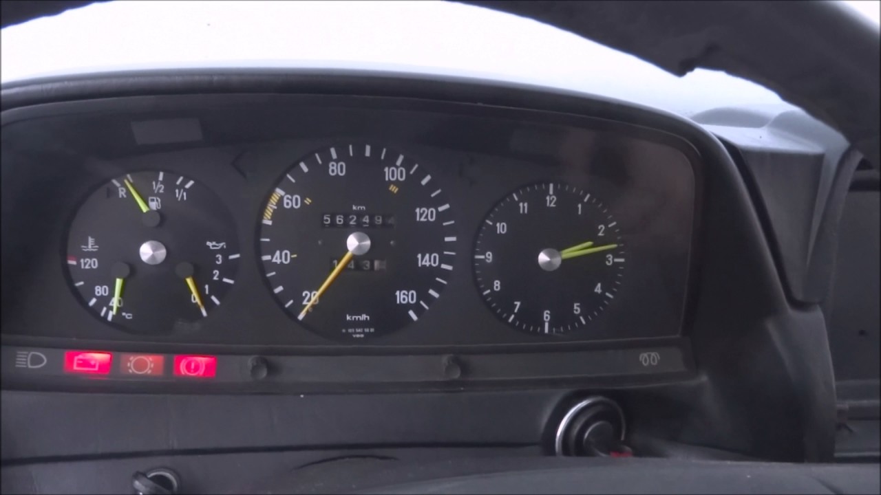 Mercedes- Benz 240D cold start