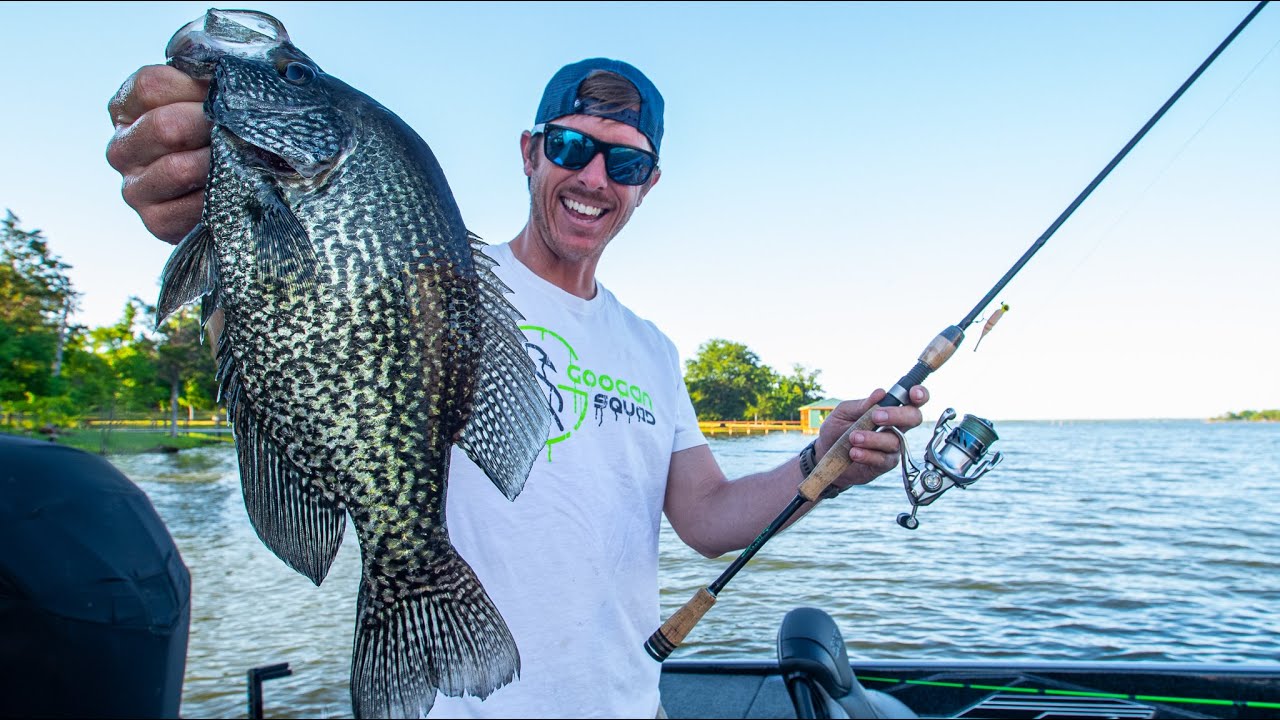 Jig Fishing on Stumps for Black Crappie!