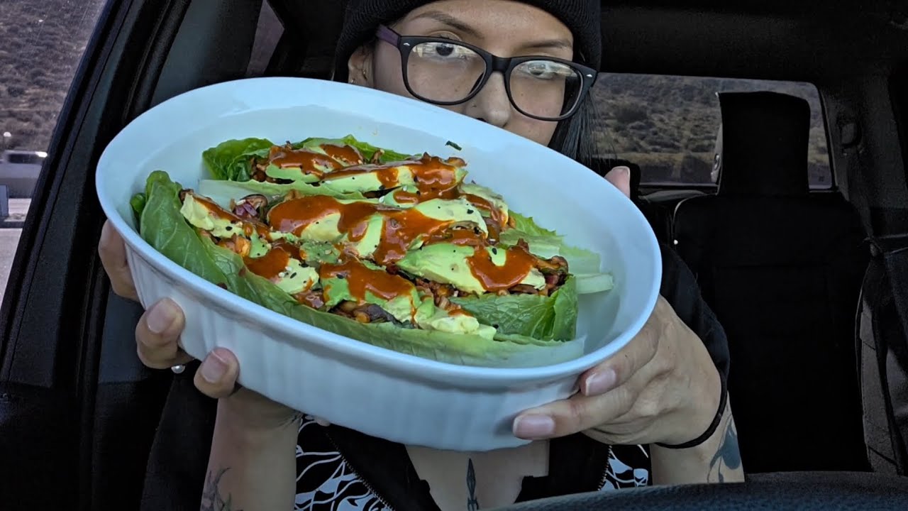 TACO BOATS | RAW VEGAN MUKBANG