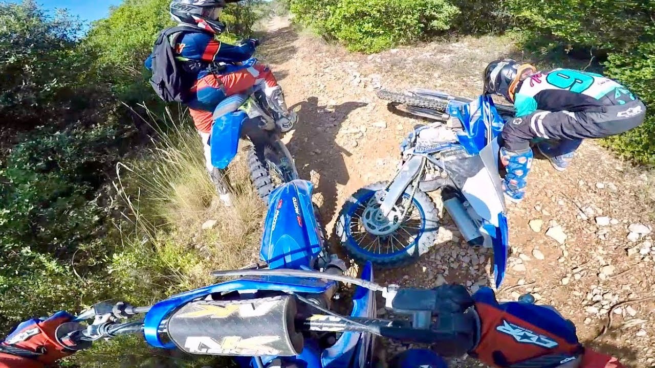 ENDURO CARNAGE AVEC 4 125 YZ !
